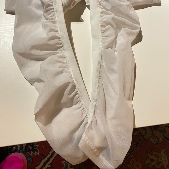 Alo High Waisted Goddess Leggings in perfect condition - Picture 3 of 5